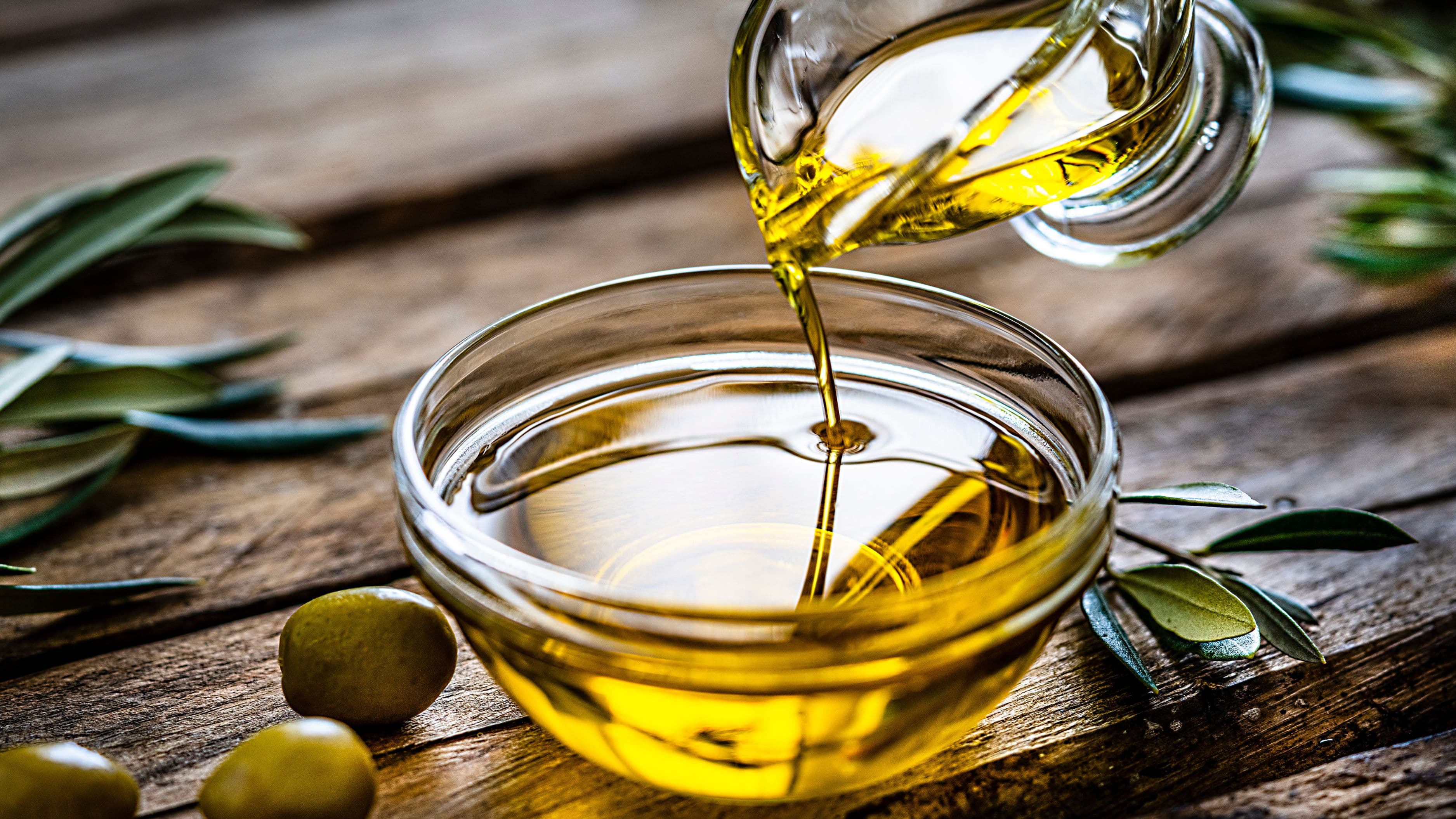 The Guide to Buying and Using Good Olive Oil at Home