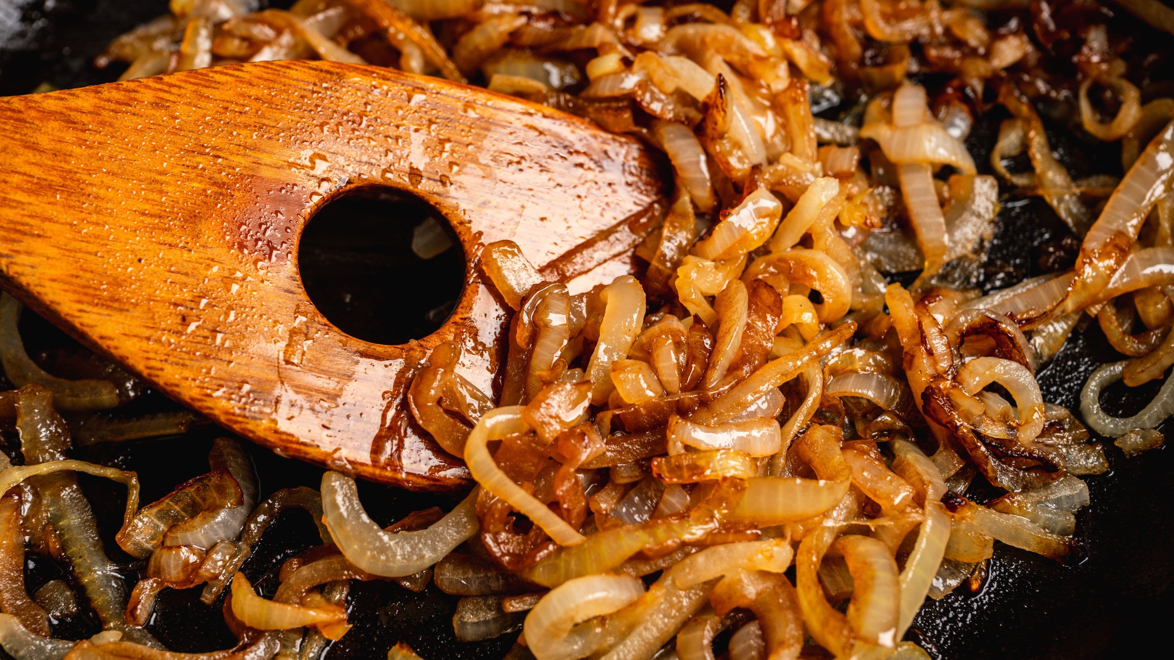 How to Caramelize Onions Without Burning Them