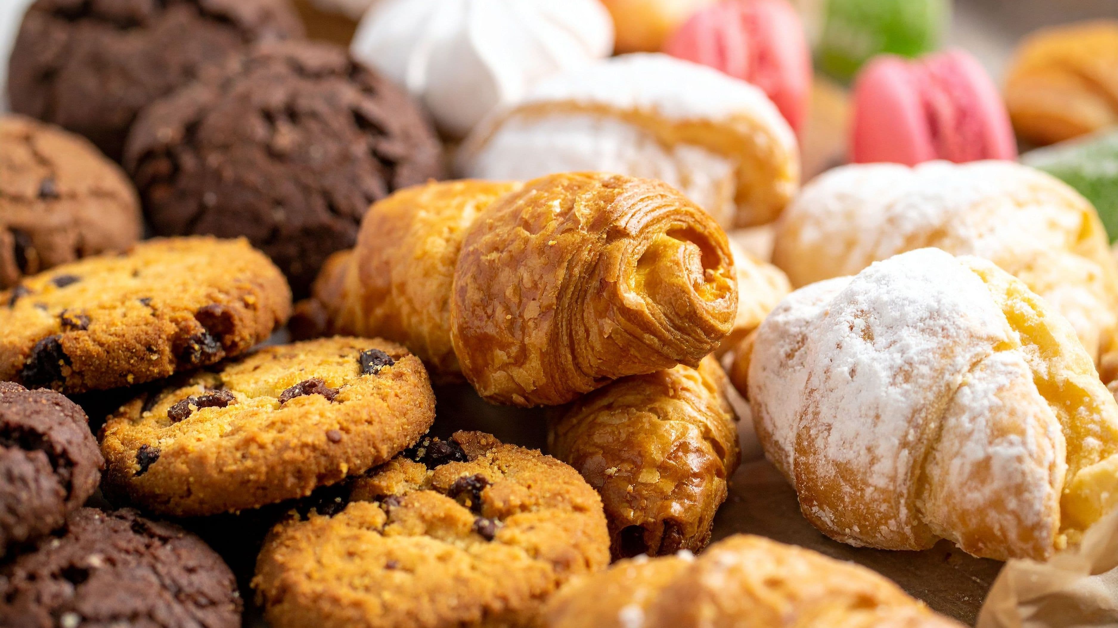 What a Water Bath Does for Delicate Baked Goods